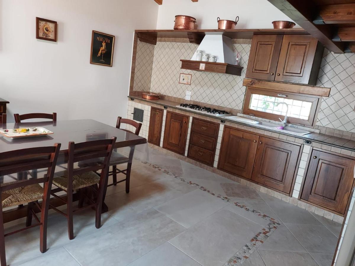 La Casa Sull'Aia,Av Bed & Breakfast Santo Stefano del Sole Exterior foto
