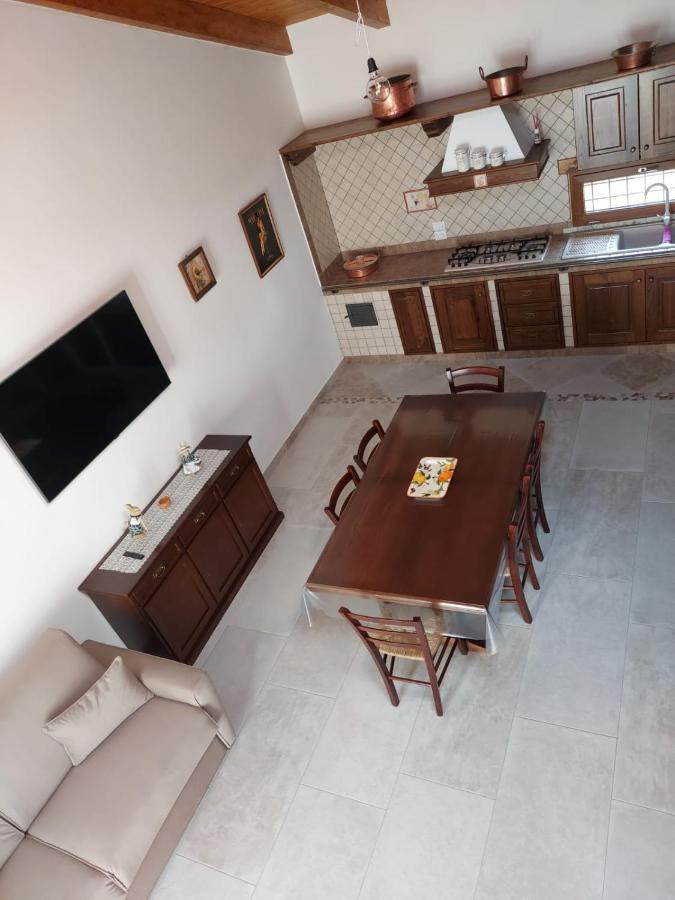 La Casa Sull'Aia,Av Bed & Breakfast Santo Stefano del Sole Exterior foto