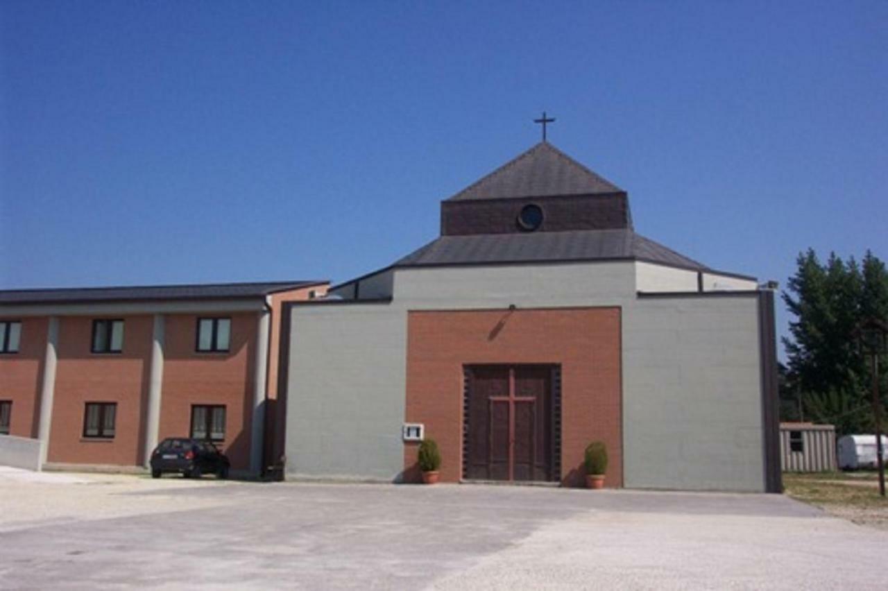 La Casa Sull'Aia,Av Bed & Breakfast Santo Stefano del Sole Exterior foto