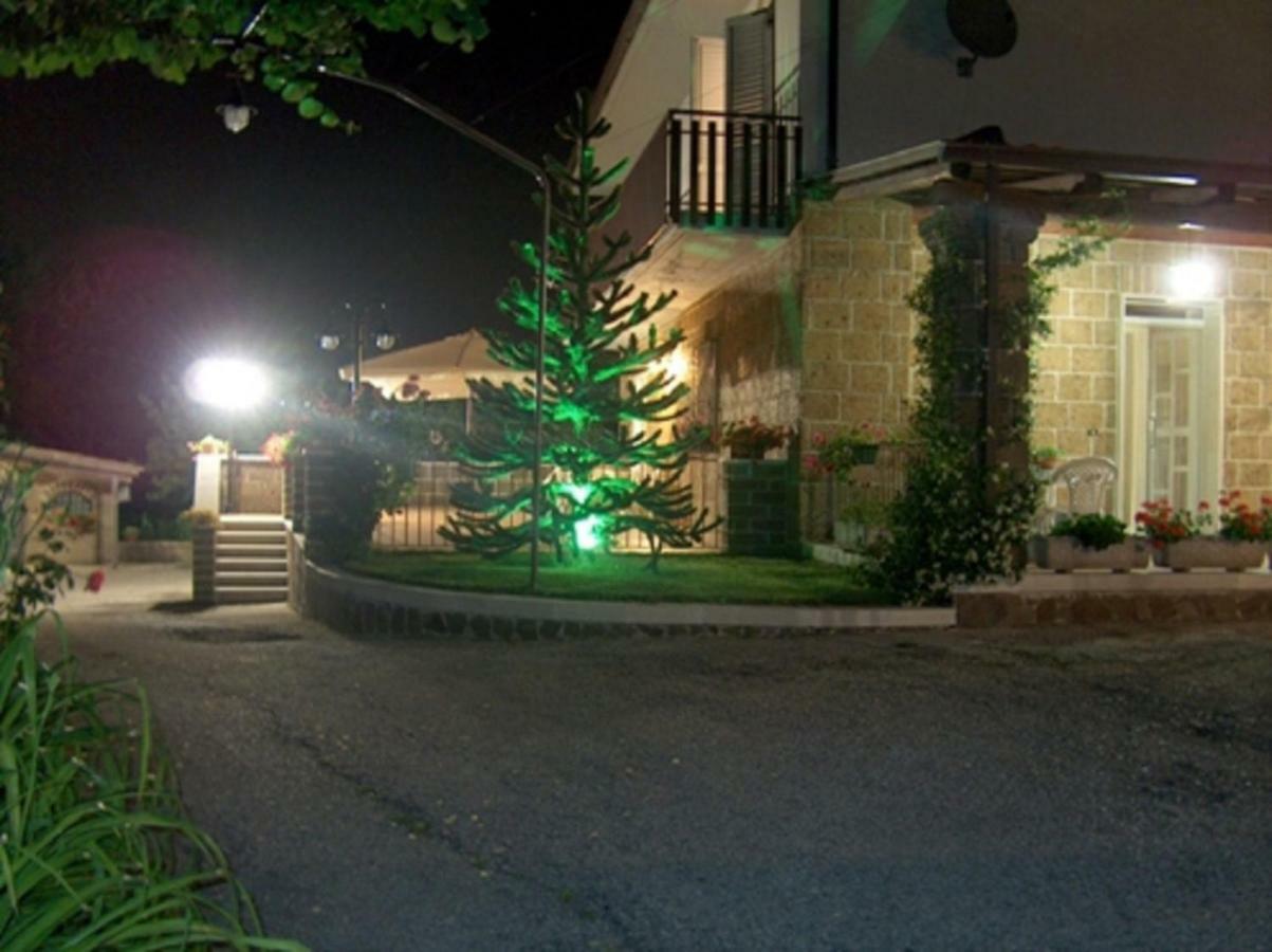 La Casa Sull'Aia,Av Bed & Breakfast Santo Stefano del Sole Exterior foto